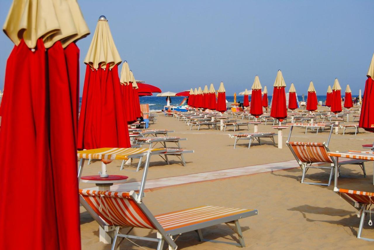 Hotel Saint Louis Rimini Exterior foto