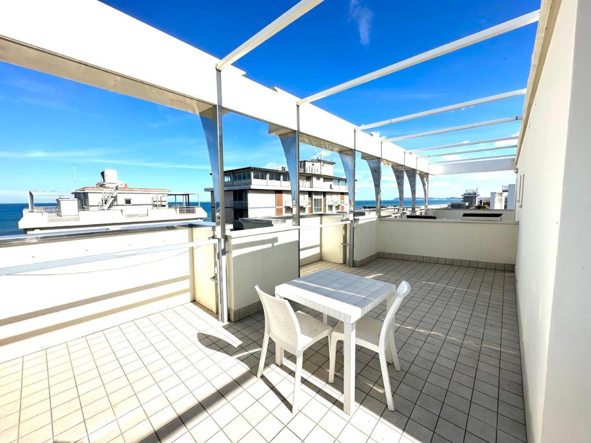 Hotel Saint Louis Rimini Exterior foto