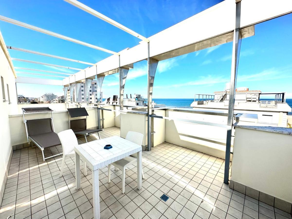 Hotel Saint Louis Rimini Exterior foto